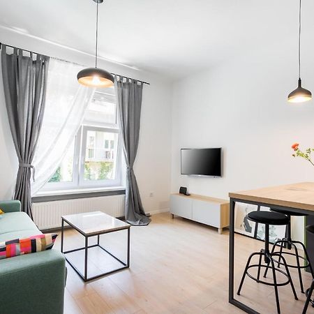 Go2Zagreb Chick Apartment Private Parking Available Dış mekan fotoğraf