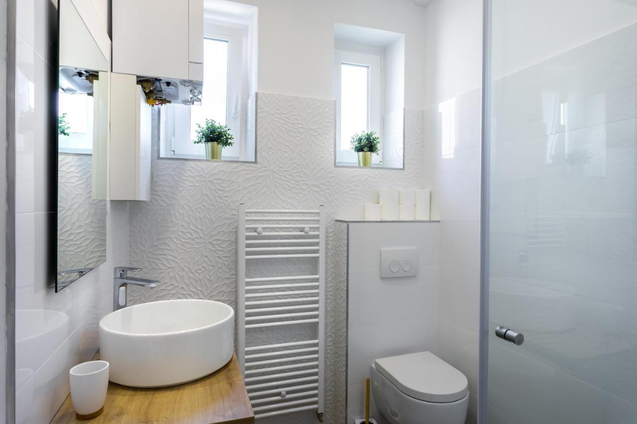 Go2Zagreb Chick Apartment Private Parking Available Dış mekan fotoğraf