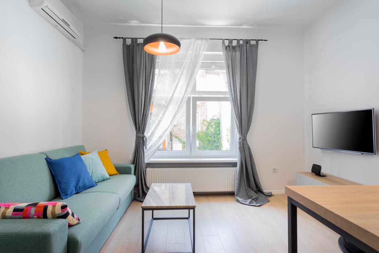 Go2Zagreb Chick Apartment Private Parking Available Dış mekan fotoğraf